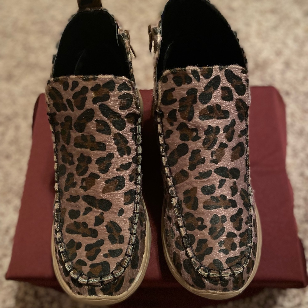 Women’s boutique leopard bootie
